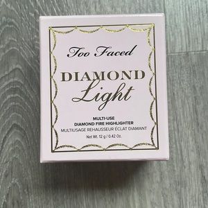Too Faced Diamond Light Highlighter Face Powder
